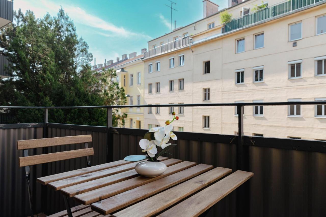 Beautiful 2-Bedroom Apartment Near Schoenbrunn Βιέννη Εξωτερικό φωτογραφία