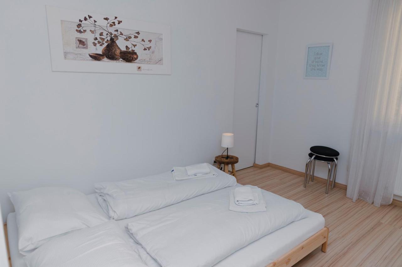 Beautiful 2-Bedroom Apartment Near Schoenbrunn Βιέννη Εξωτερικό φωτογραφία