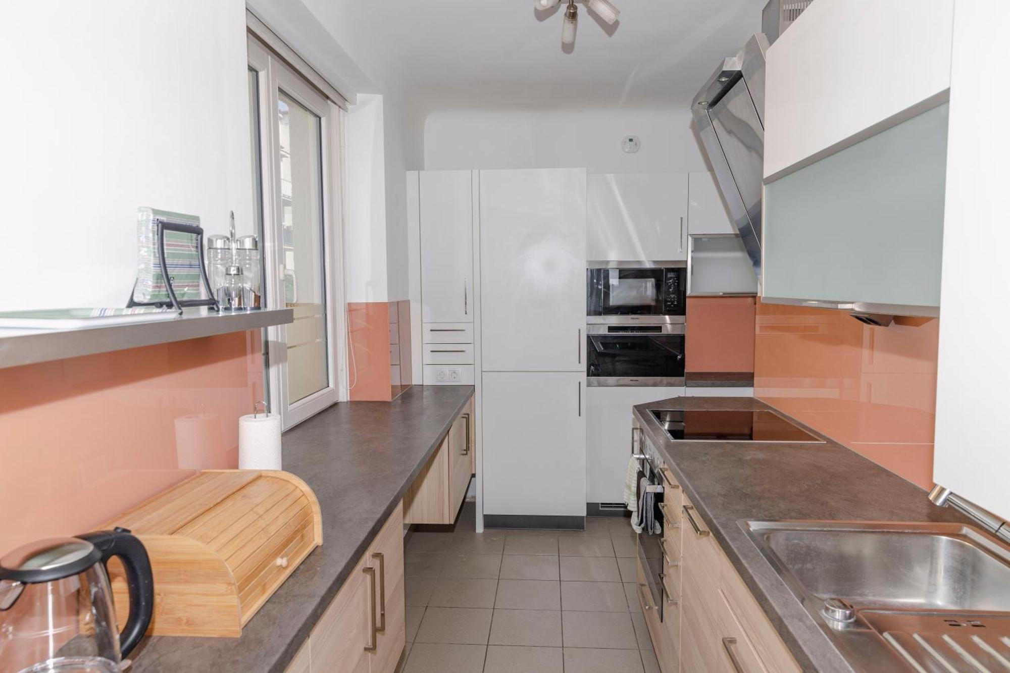 Beautiful 2-Bedroom Apartment Near Schoenbrunn Βιέννη Εξωτερικό φωτογραφία