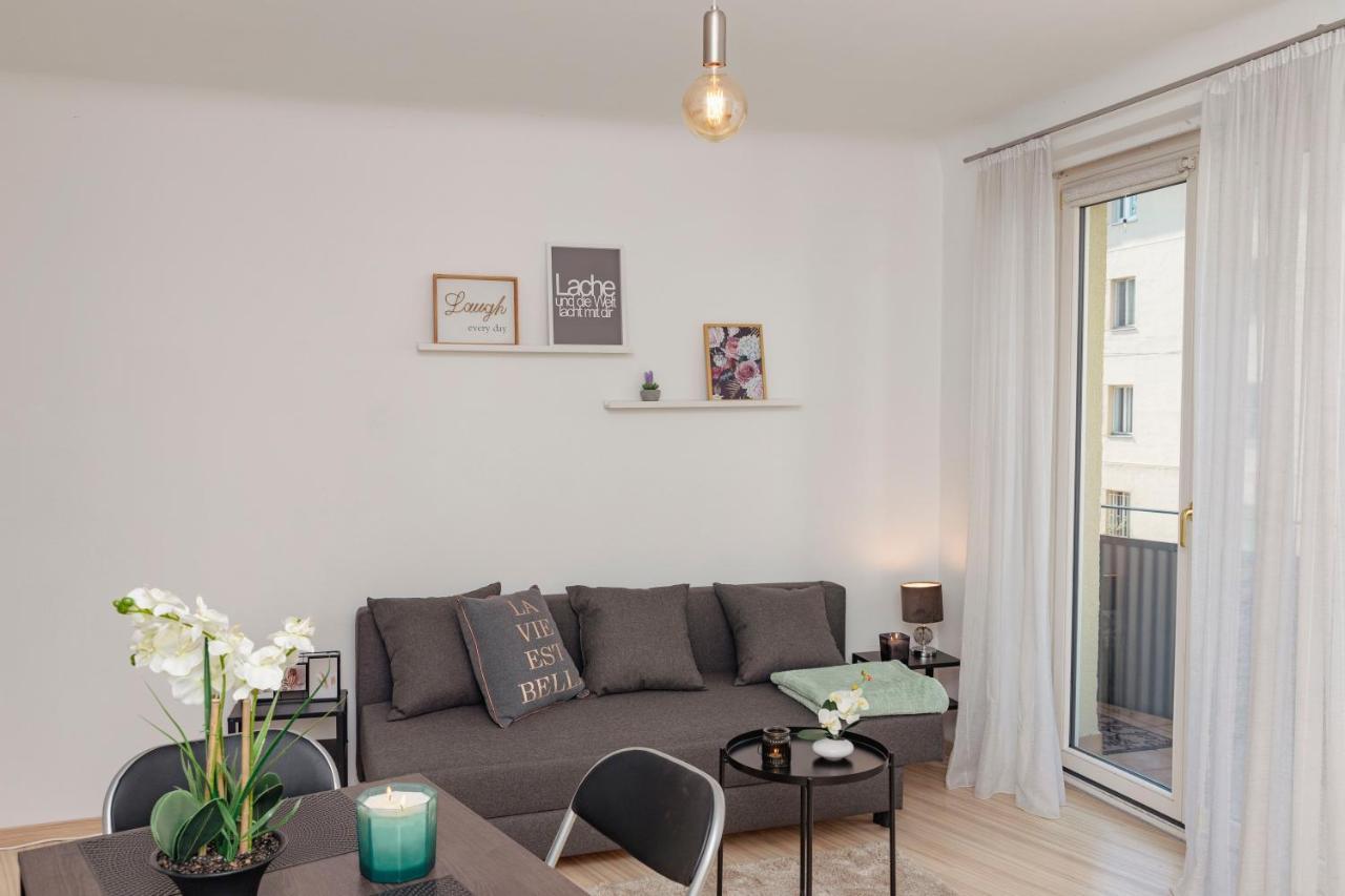 Beautiful 2-Bedroom Apartment Near Schoenbrunn Βιέννη Εξωτερικό φωτογραφία