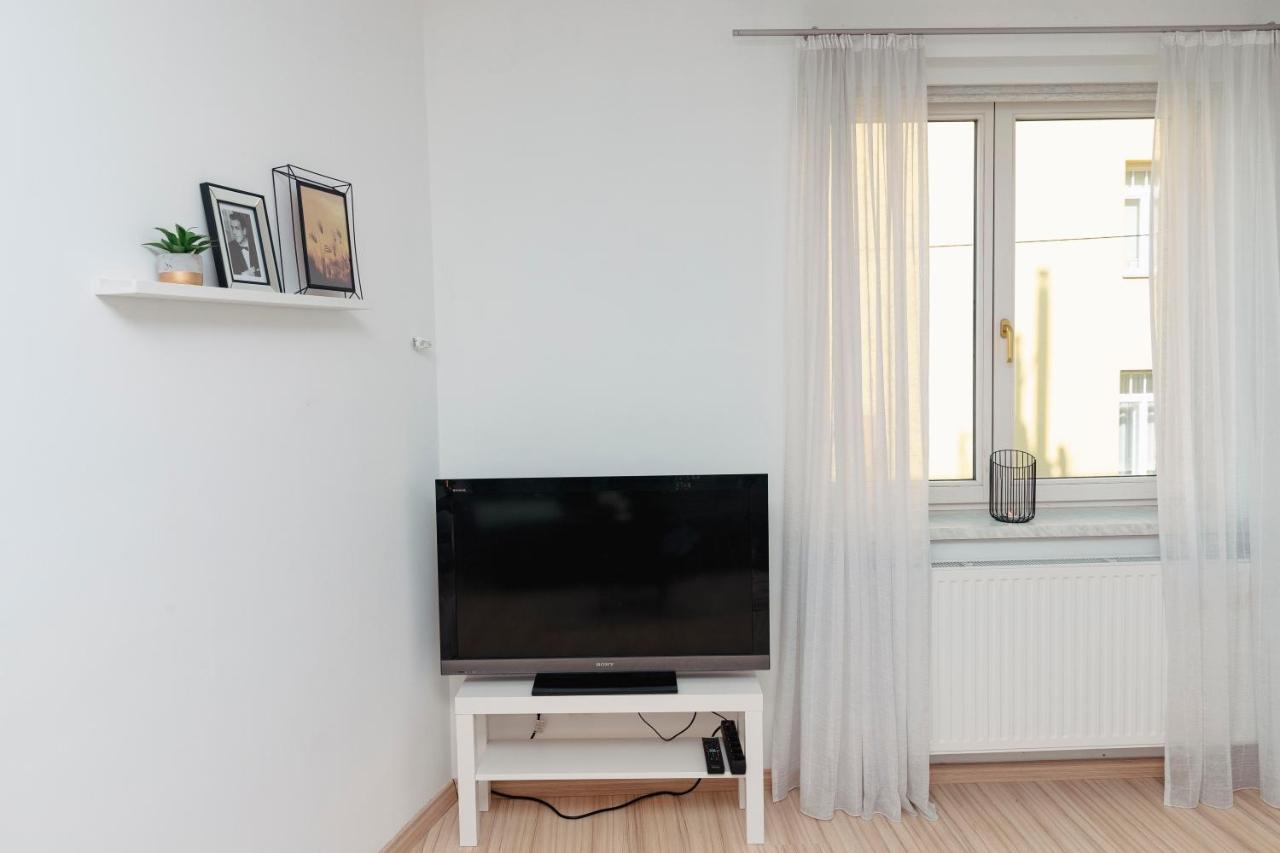 Beautiful 2-Bedroom Apartment Near Schoenbrunn Βιέννη Εξωτερικό φωτογραφία